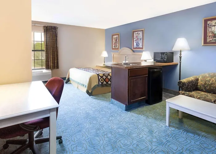 Super 8 By Wyndham