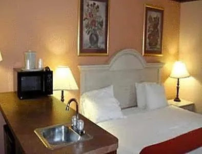 Super 8 By Wyndham 2* Freeport