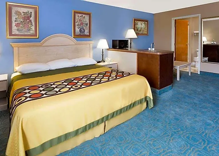 Super 8 By Wyndham